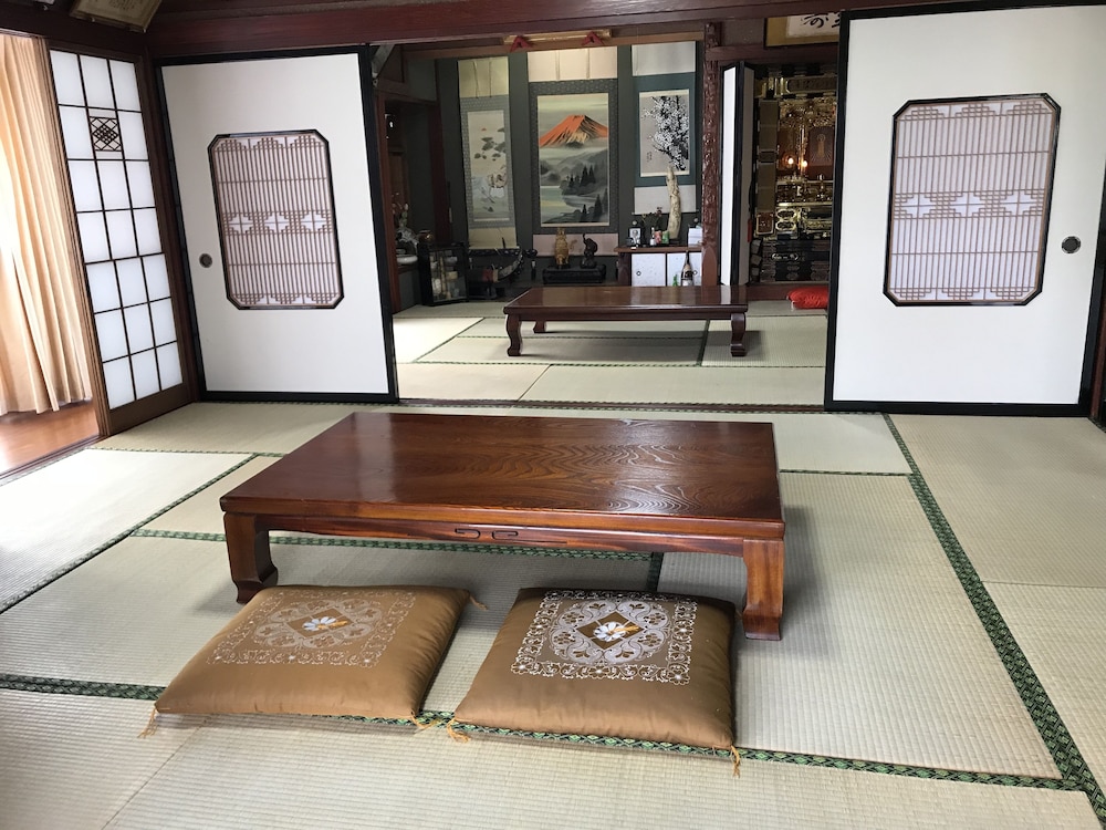 RELAXING HOUSE DE AKEMI (あけみの和みを感じる日本伝統家屋) 富山