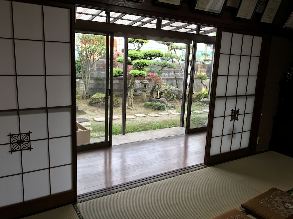 RELAXING HOUSE DE AKEMI (あけみの和みを感じる日本伝統家屋) 富山