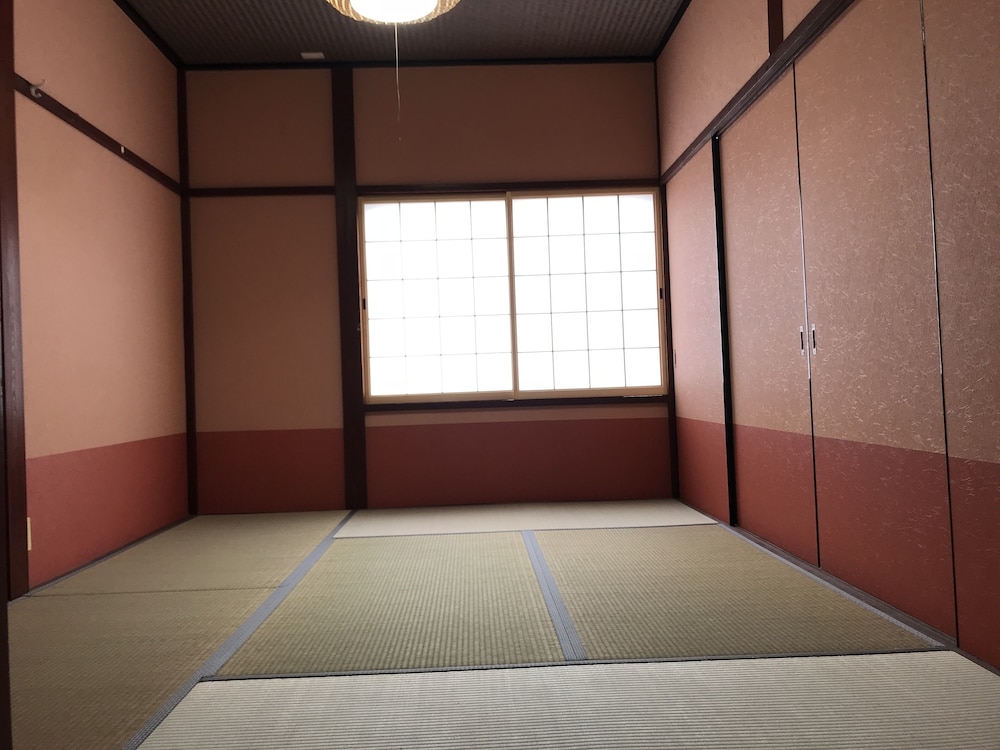 RELAXING HOUSE DE AKEMI (あけみの和みを感じる日本伝統家屋) 富山