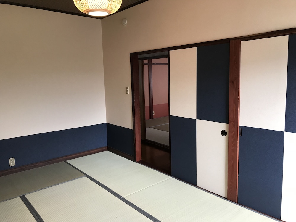 RELAXING HOUSE DE AKEMI (あけみの和みを感じる日本伝統家屋) 富山