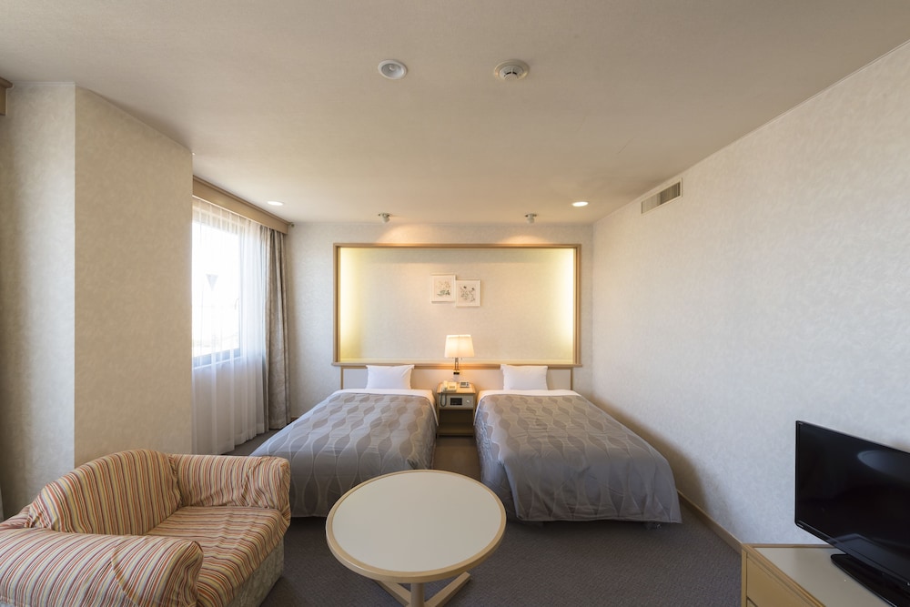 スカイホテル滑川 富山
