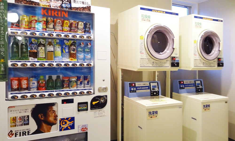 ファミリーロッジ旅籠屋・小矢部店 富山