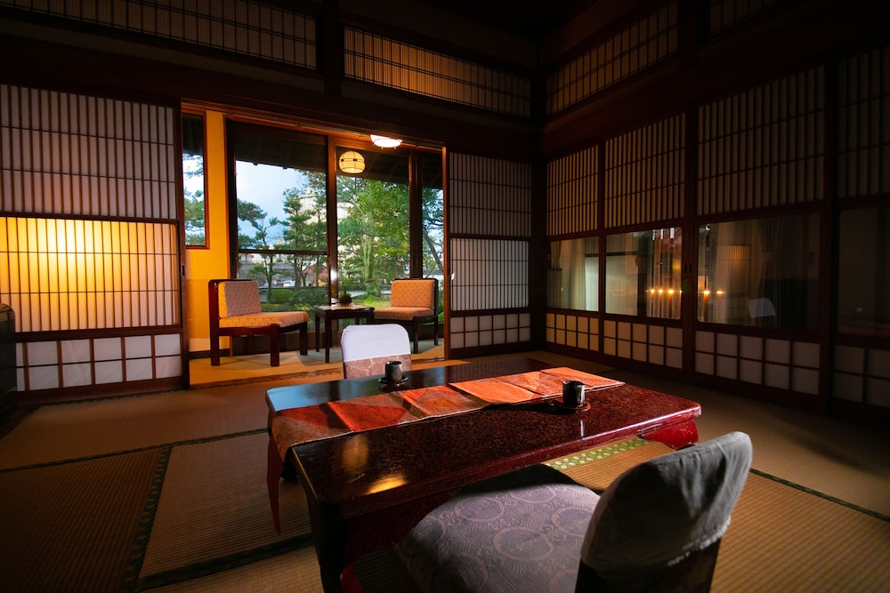 旅館綿屋 佐賀