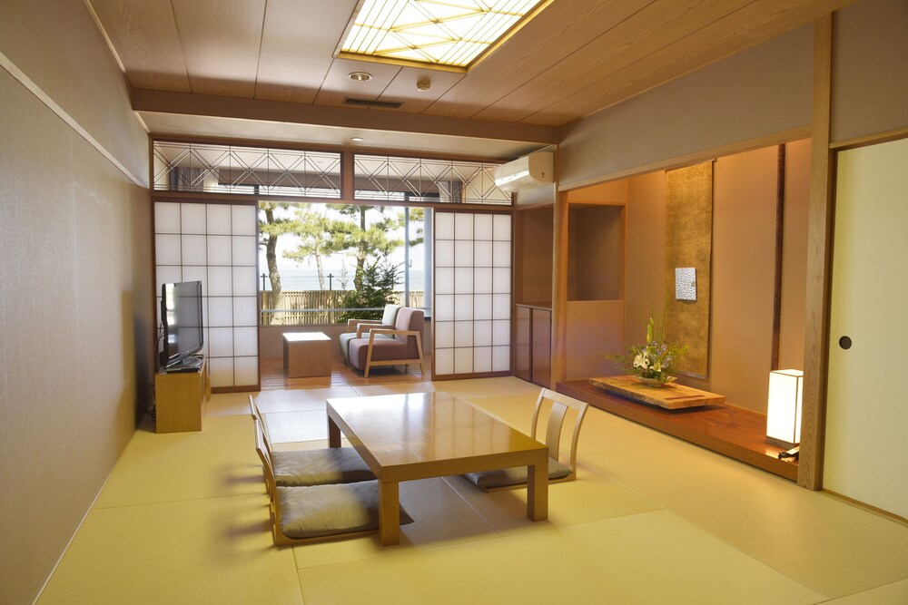 汐湯凪の音 佐賀