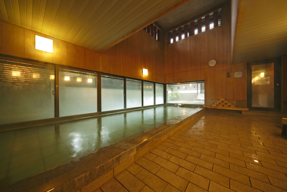 武雄温泉・大正浪漫の宿 京都屋 佐賀