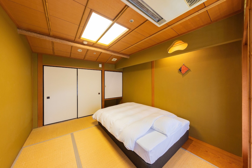 武雄温泉・大正浪漫の宿 京都屋 佐賀