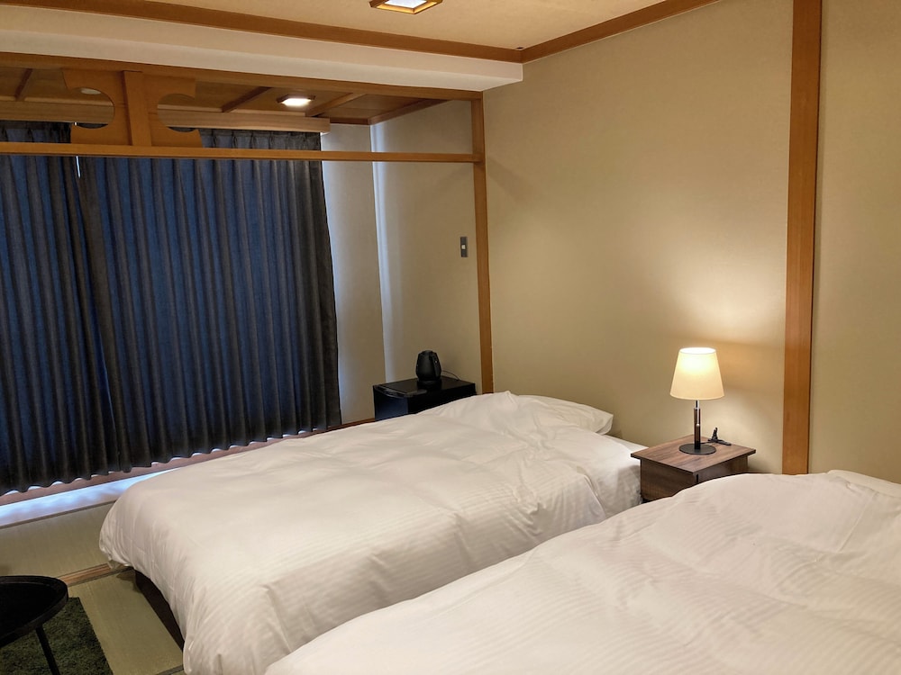 武雄温泉・大正浪漫の宿 京都屋 佐賀