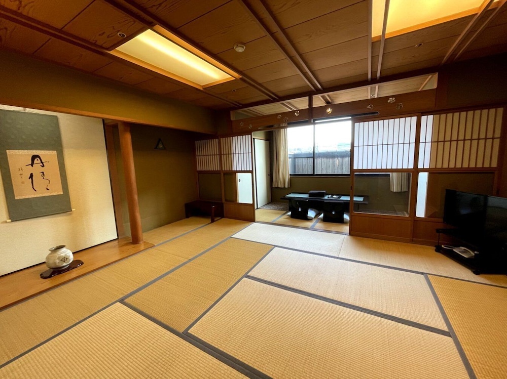 武雄温泉・大正浪漫の宿 京都屋 佐賀