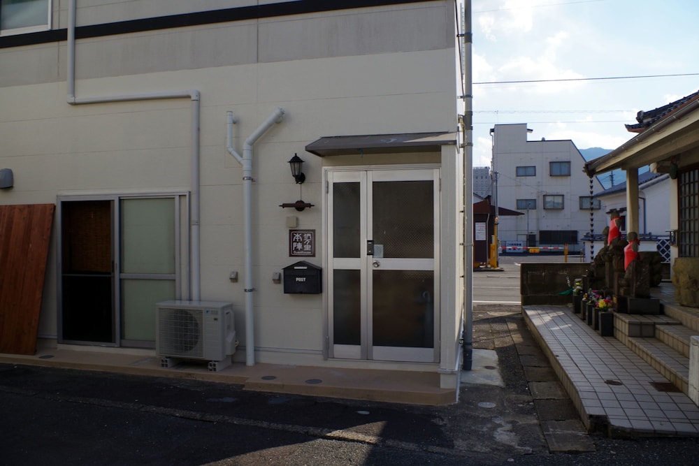 ゲストハウス 伊万里本陣 佐賀