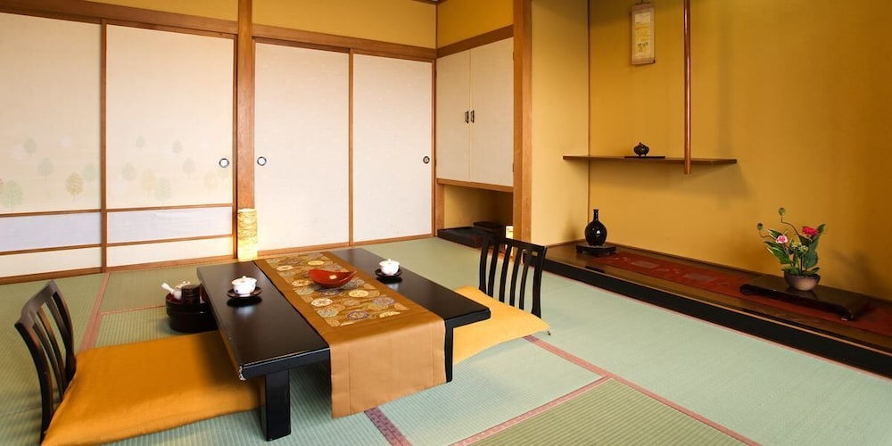 料理旅館 平成 福井