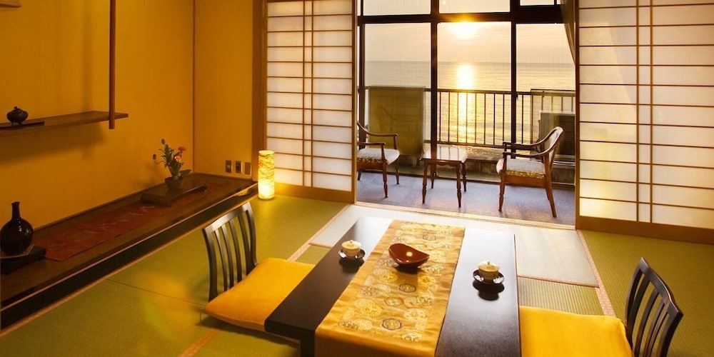 料理旅館 平成 福井