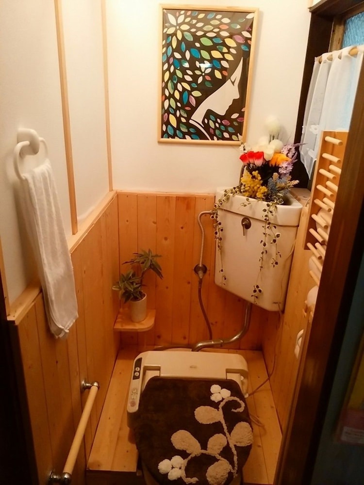 ゲスト HOUSE LOUNGE たき 福井