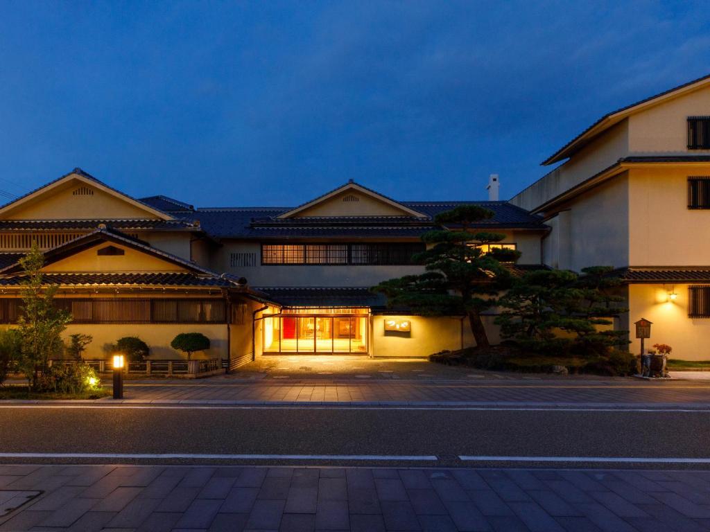 源泉かけ流し 大人の湯宿 越前あわら温泉 つるや　※ 福井