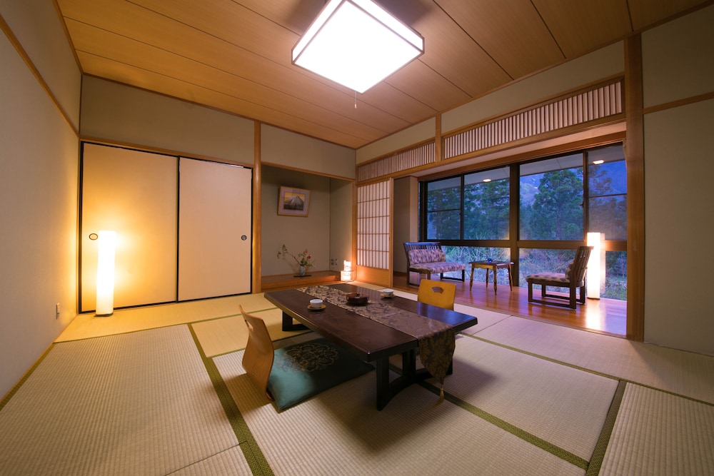 ホテル フレアール和泉 福井