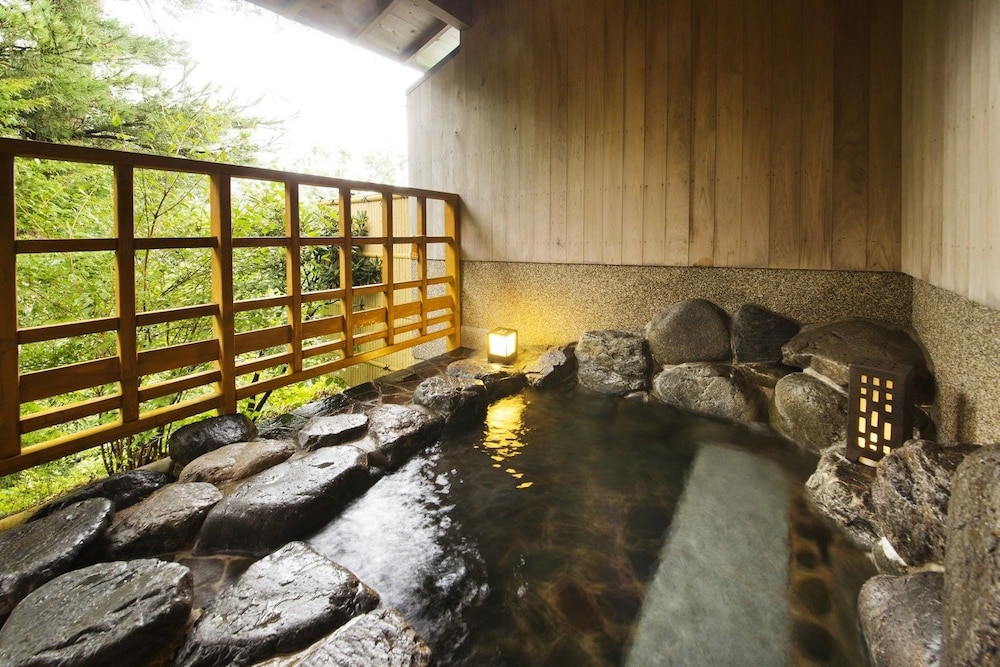 ホテル湯の本 鈴鹿