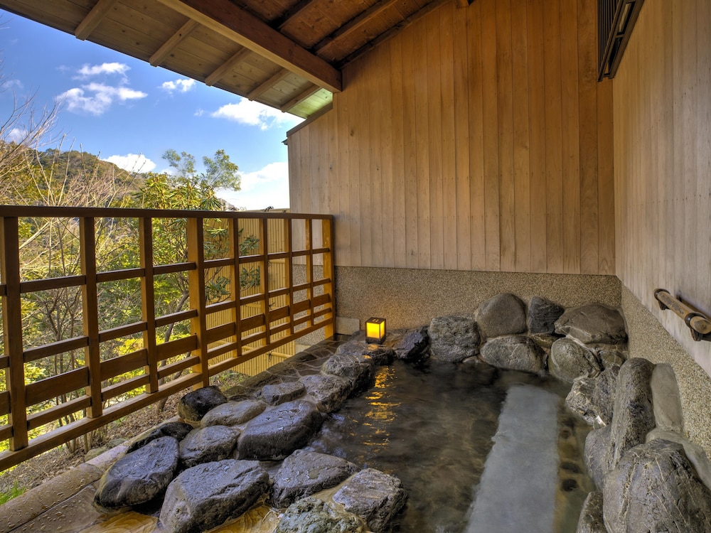 ホテル湯の本 鈴鹿