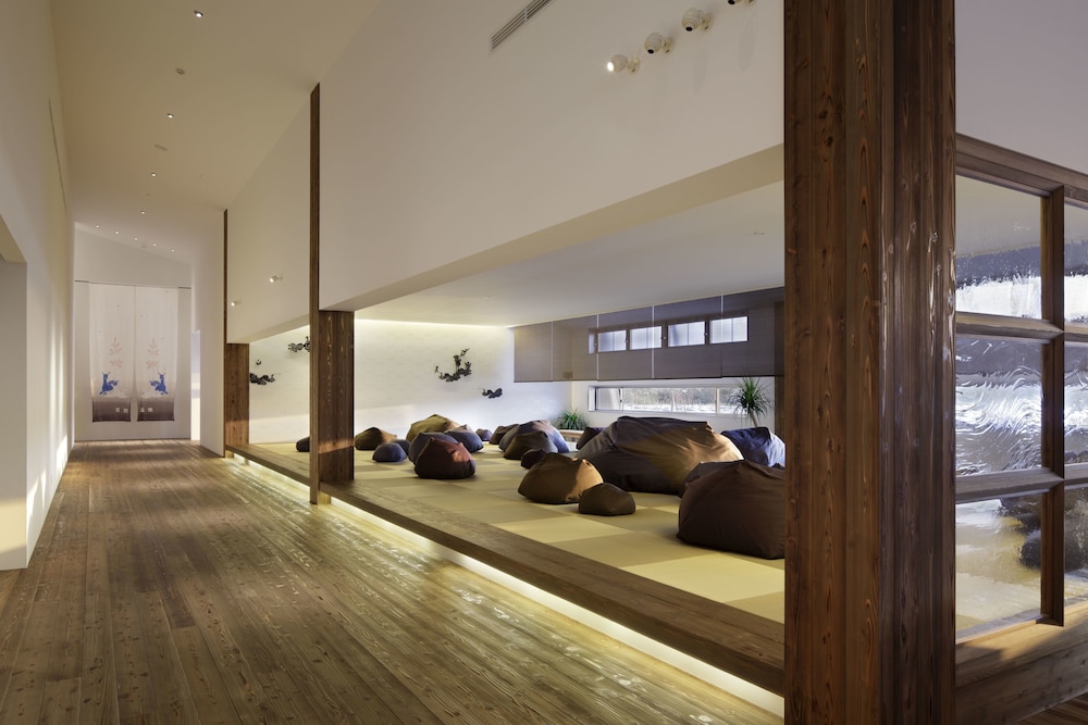 アクアイグニス片岡温泉 鈴鹿