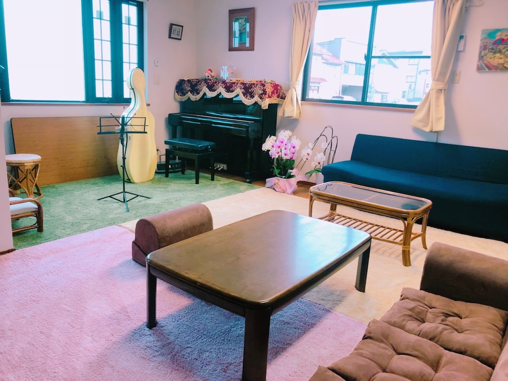 アインス伊賀 鈴鹿