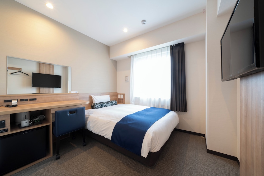 ジャストイン松阪駅前 鈴鹿