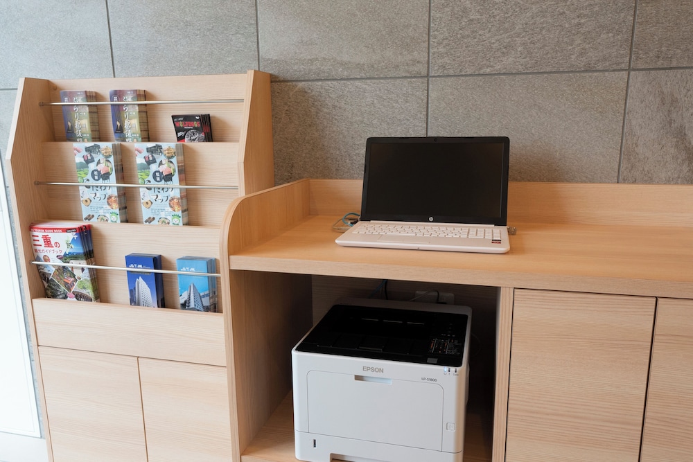 ジャストイン松阪駅前 鈴鹿