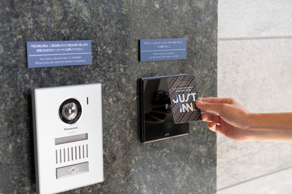 ジャストイン松阪駅前 鈴鹿