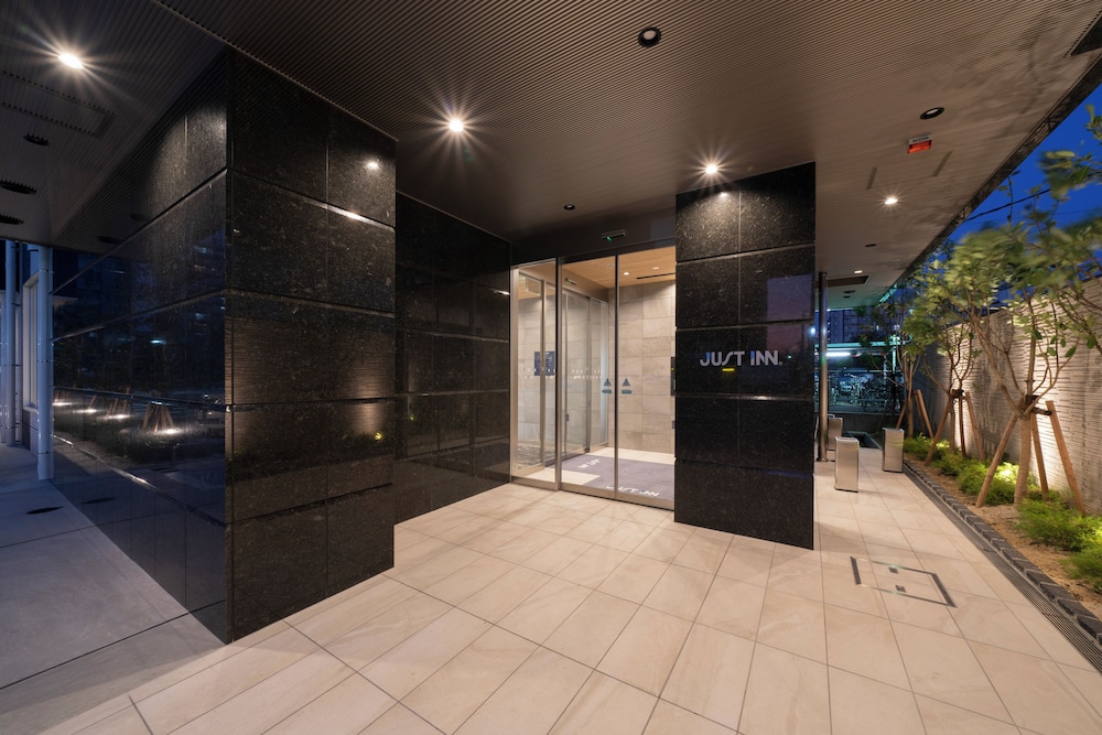 ジャストイン松阪駅前 鈴鹿