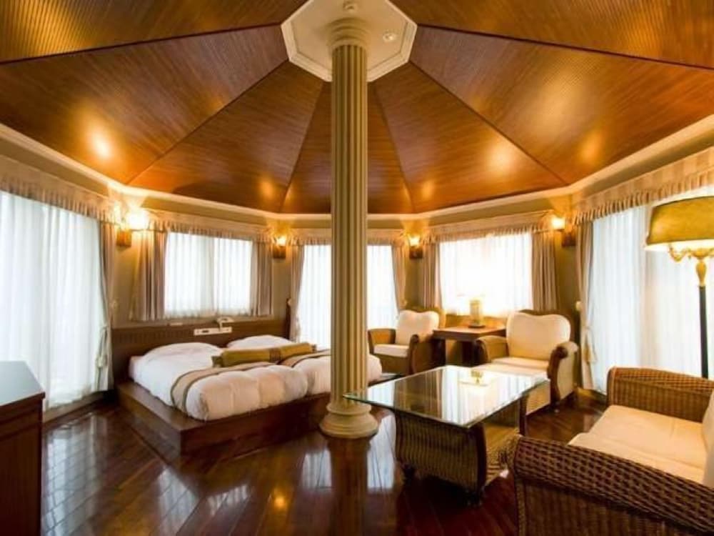 ホテルキャッスルイン津 鈴鹿