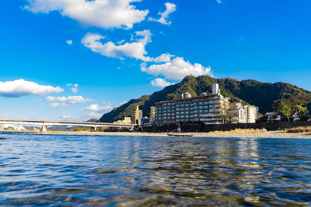 十八楼 岐阜
