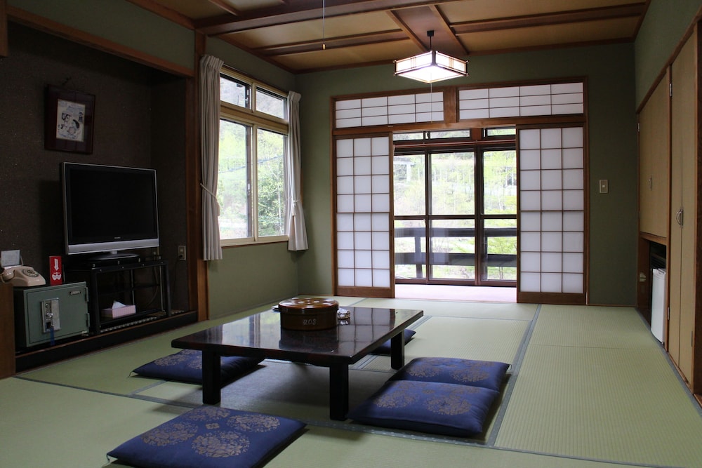 深山荘 岐阜