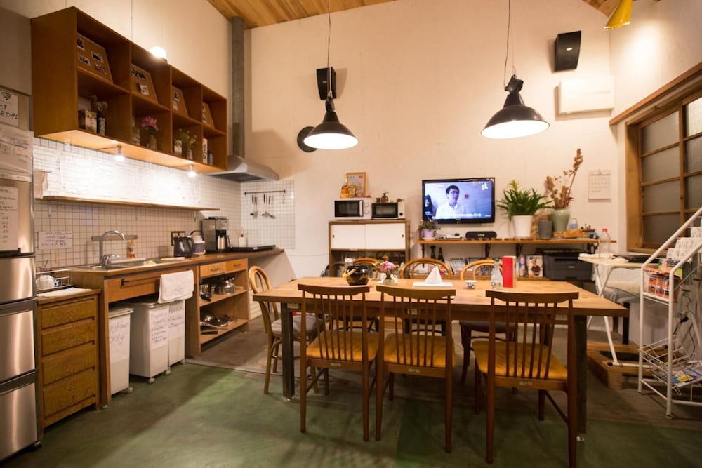 GUESTHOUSE ANT HUT 岐阜