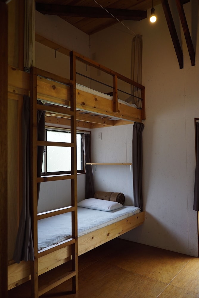 GUESTHOUSE ANT HUT 岐阜