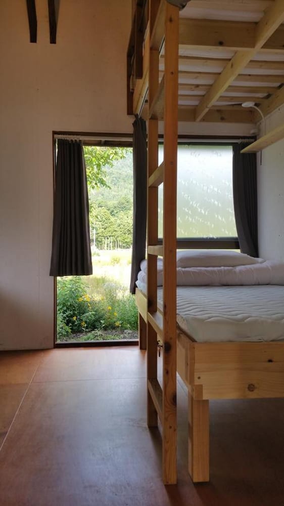 GUESTHOUSE ANT HUT 岐阜