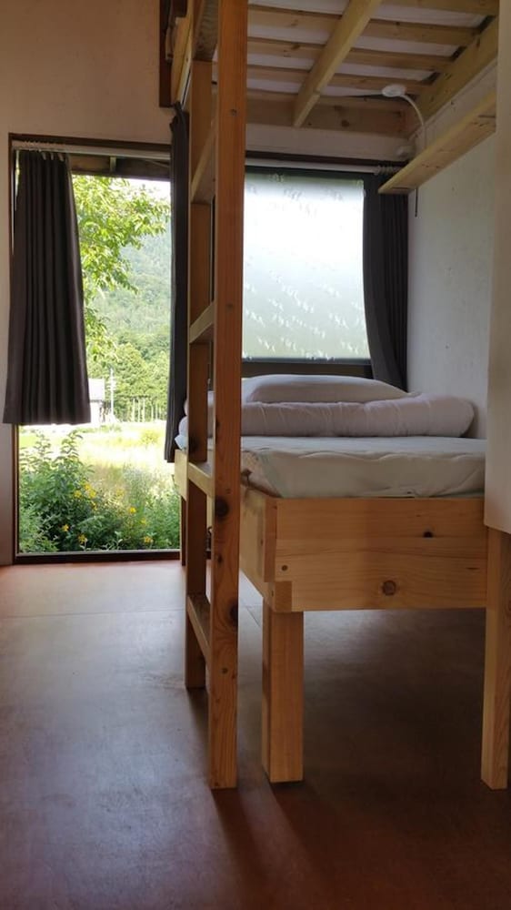 GUESTHOUSE ANT HUT 岐阜