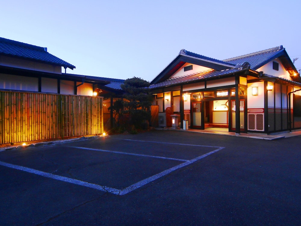 割烹民宿 おおくら 岐阜