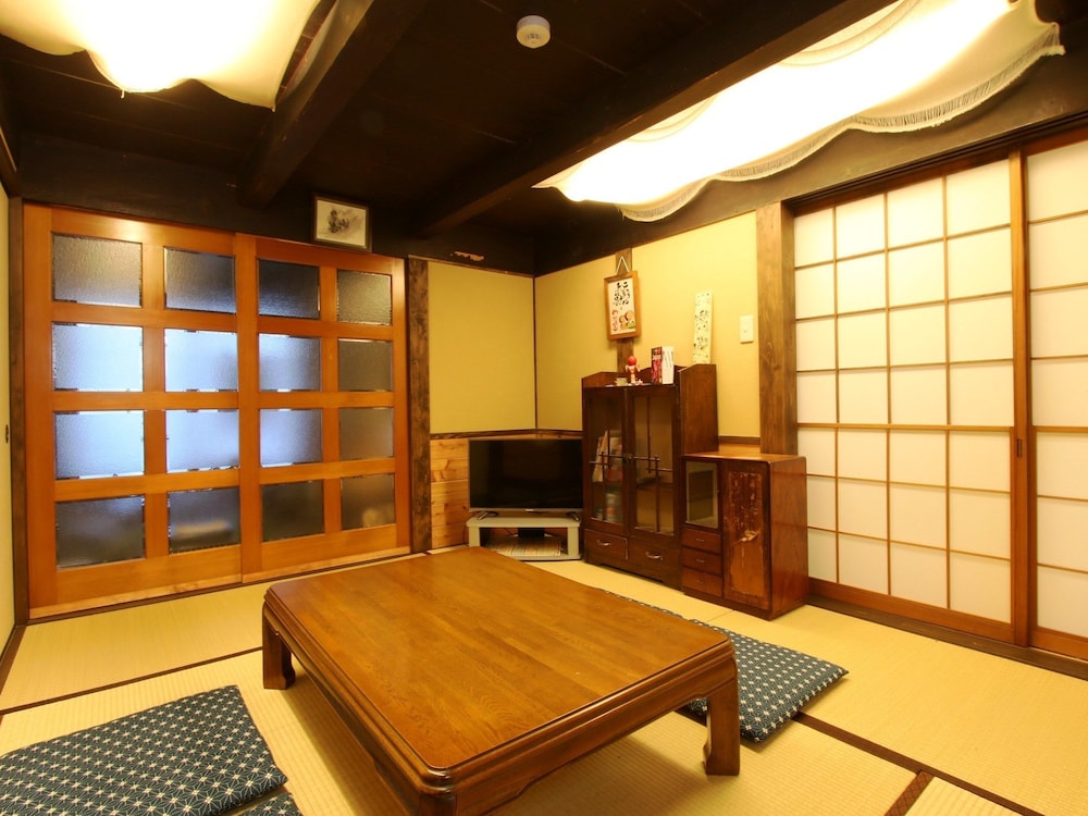 ゲストハウスやなぎ屋 岐阜