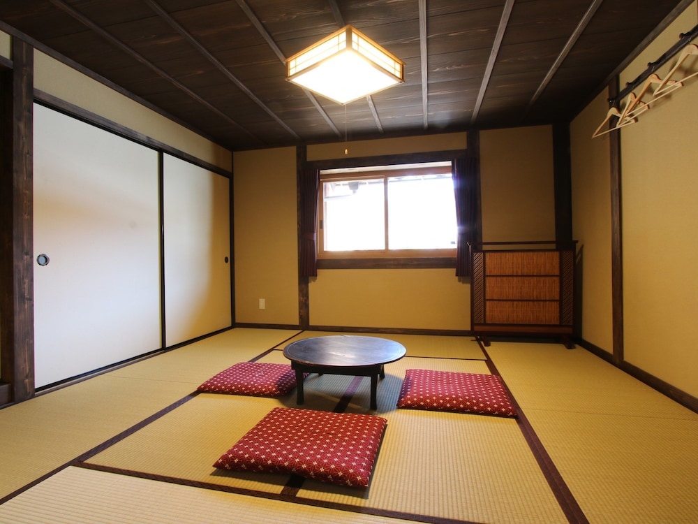 ゲストハウスやなぎ屋 岐阜