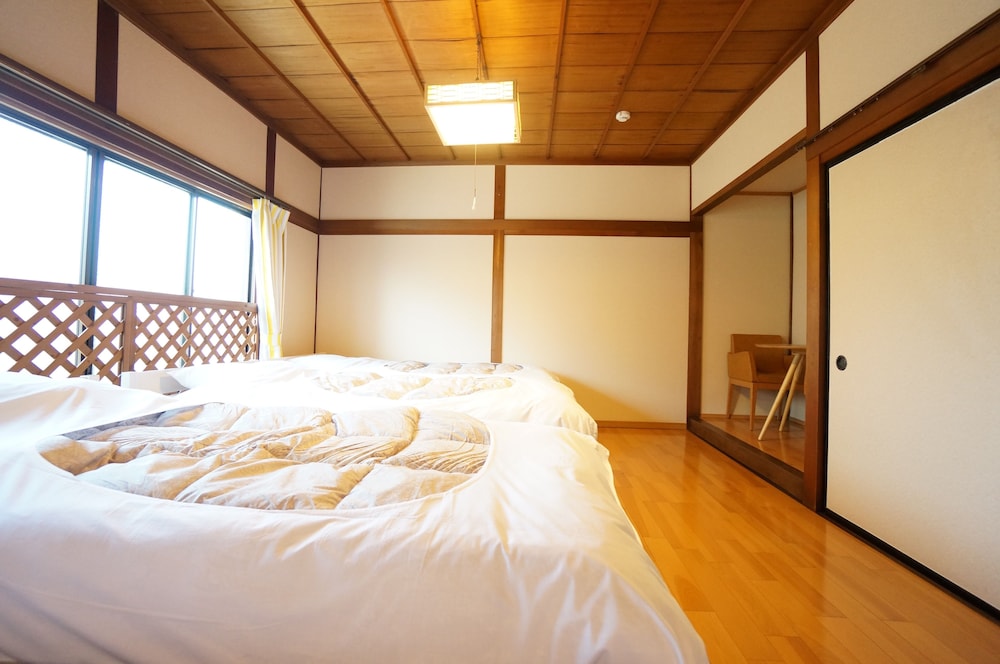 RAINBOW TAKAYAMA PRIVATE HOUSE 岐阜