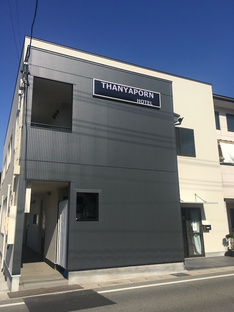 THANYAPORN HOTEL 岐阜