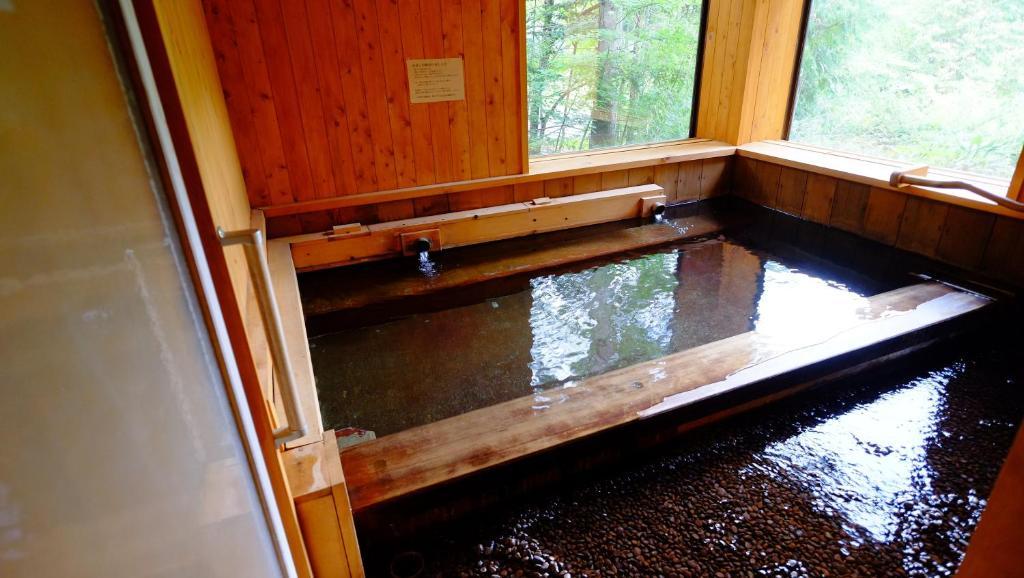 山里のいおり　草円 岐阜