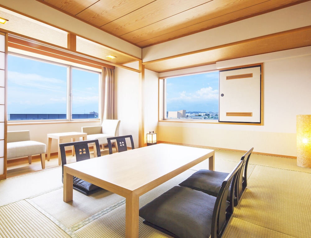 甲府記念日ホテル 甲府