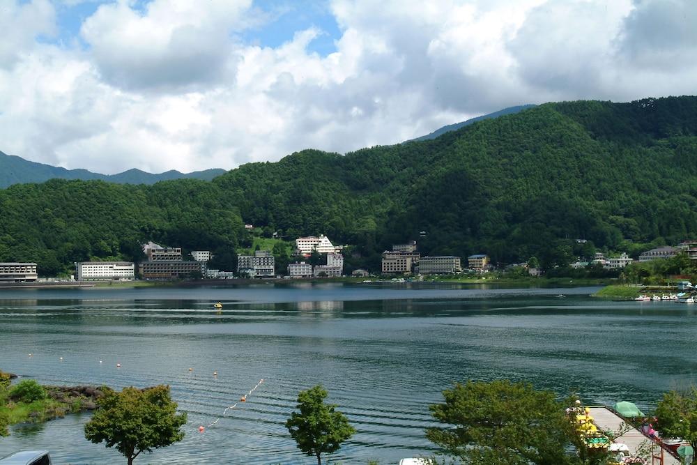 湖南荘 甲府