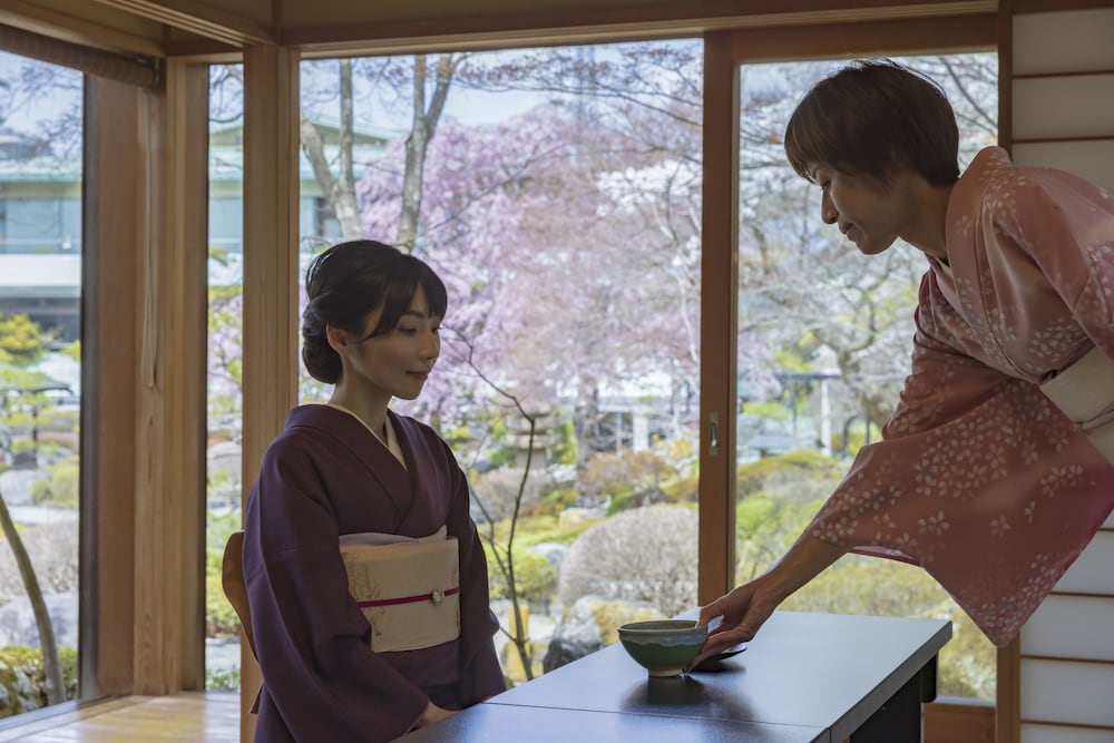 鐘山苑 別墅然然 （べっしょ ささ） 甲府