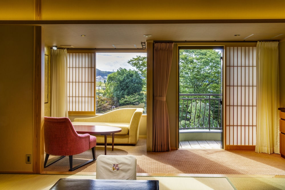 富士山温泉 ホテル鐘山苑 甲府
