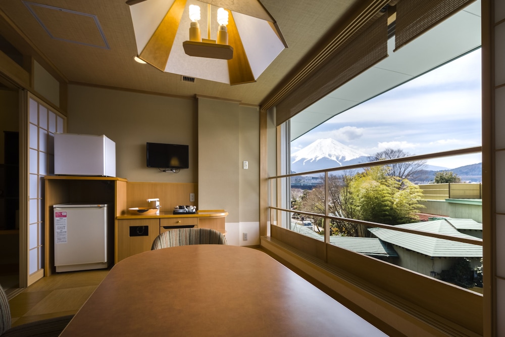 富士山温泉 ホテル鐘山苑 甲府