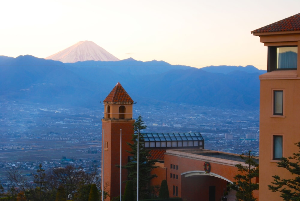 フルーツパーク富士屋ホテル 甲府