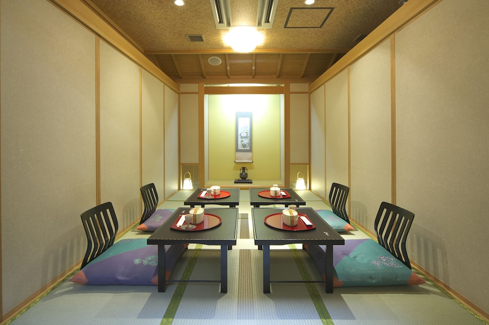 花水庭 おおや 甲府