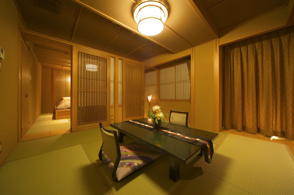 花水庭 おおや 甲府