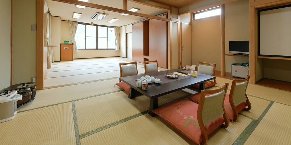ホテル湖龍 甲府