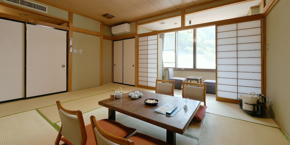 ホテル湖龍 甲府