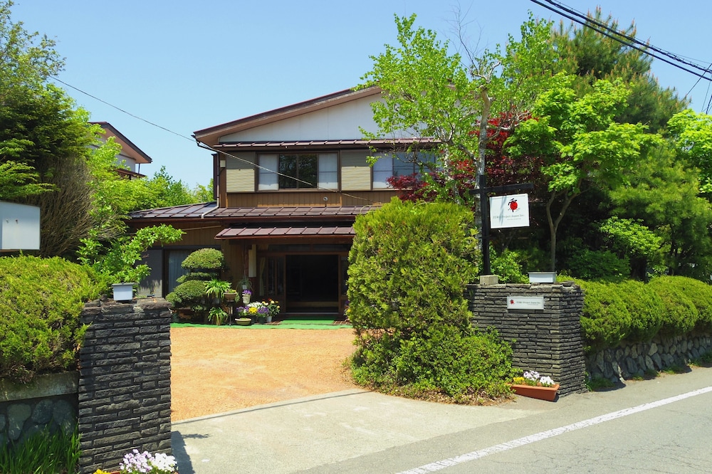 ZERO-PROJECT JAPAN INC. ゲストハウス 甲府